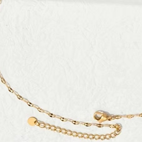 🧡 Delicate Gold Dainty Heart Necklace🧡 - Picture 12 of 16